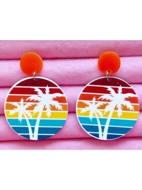 Summer Fun Earrings Palm Trees Acrylic Light Weight Earrings NWT